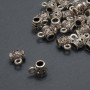 Bailhalter, Maße 6 x 8 mm, Öffnung Ø 3,3 mm, Verpackung 20 g ± 25 Stück