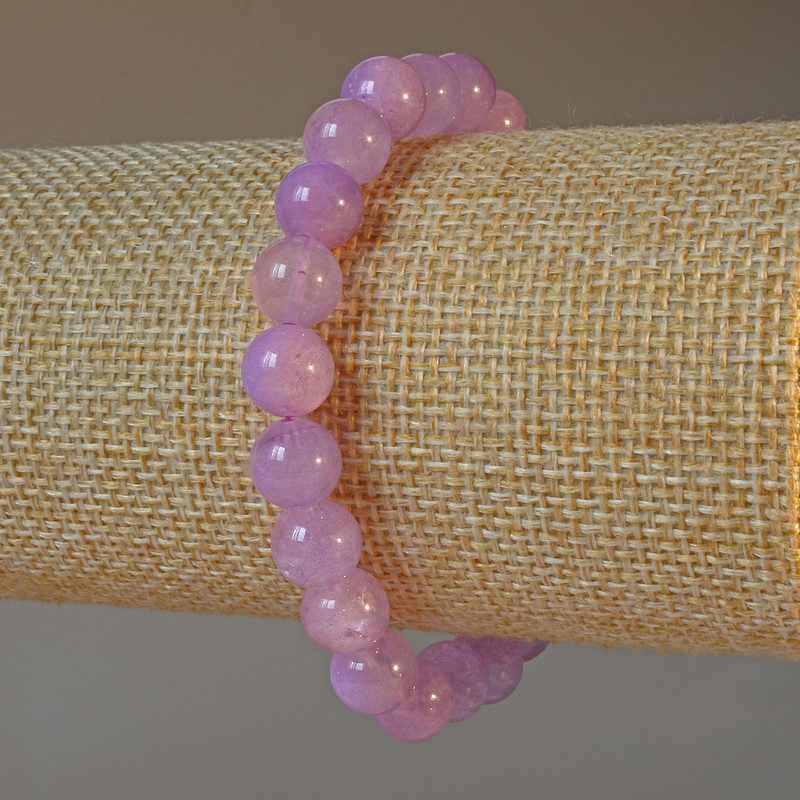 Armband Lavendel-Amethyst aus Naturstein, glatte Kugeln, Durchmesser ca. 8,5 mm, Länge ca. 18 cm (Elastikband)