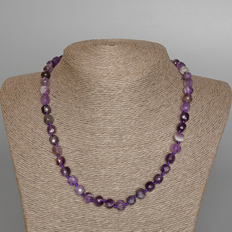 Halskette aus natürlichem Amethyst, facettierte Würfel, Durchmesser ca. 7 mm, Länge ca. 49 cm