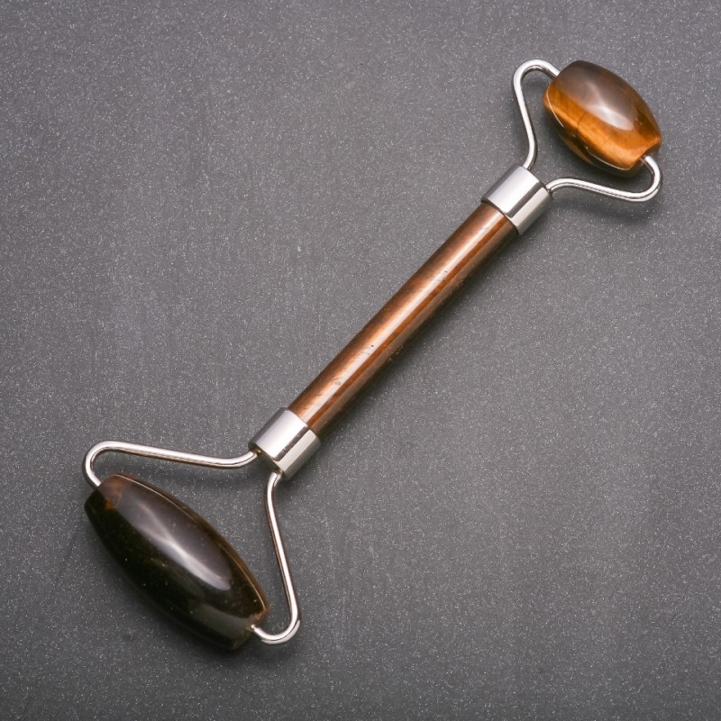 Massagegerät aus Naturstein Tigerauge, 14 cm Länge, silberfarbenes Metall