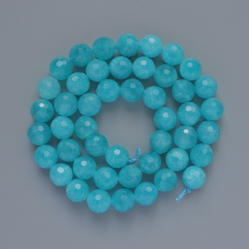 Aquamarin-Naturstein-Perlen, facettierte Kugeln, Ø ca. 8 mm, Länge ca. 38 cm, auf Schnur