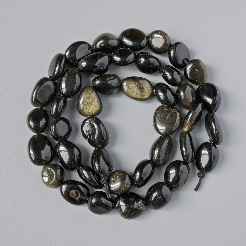 Perlen aus Sonnen-Obsidian, Naturstein, facettiert, Durchmesser ca. 8×10 mm, Länge ca. 41 cm ±, auf Schnur