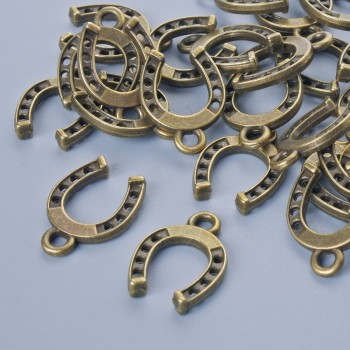 Hufeisenanhänger bronzefarben, Maße 15 × 11 mm, Lochdurchmesser ca. 1,9 mm