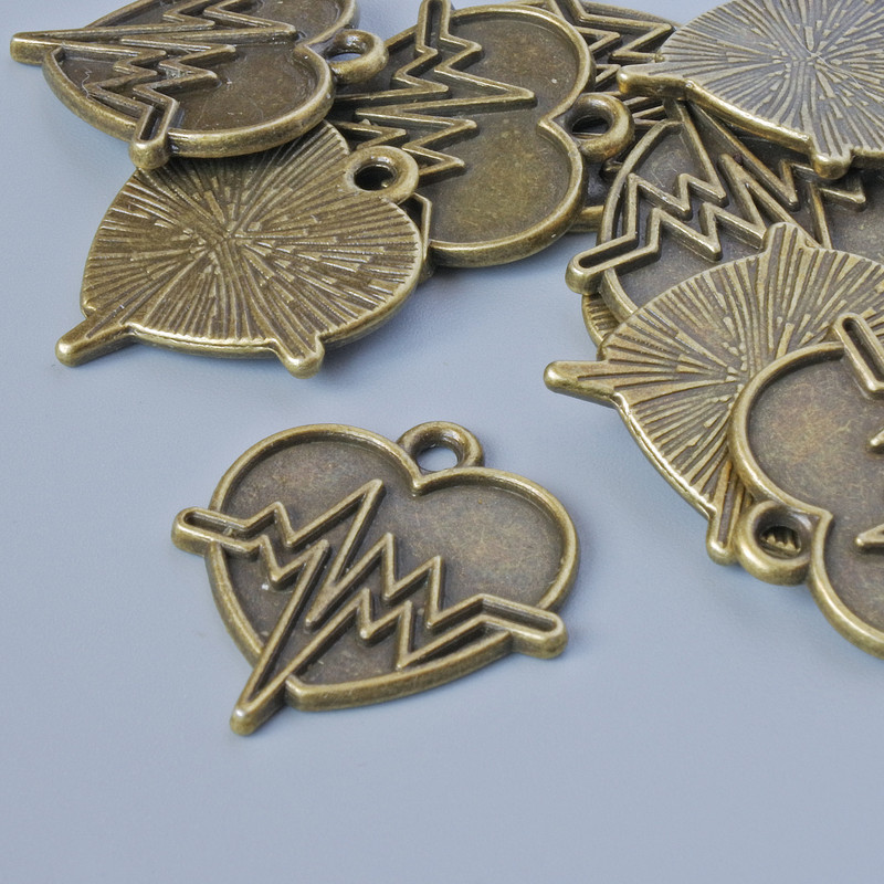 Herz-Anhänger, Durchmesser 22×20 mm, Lochdurchmesser 1,9 mm, Verpackung 10 Stück ±, Bronzeton