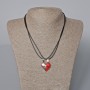 Paar Anhänger „Herz“ auf Magnet, rote und schwarze Emaille, silberfarbenes Metall 24×22 mm, Länge 45–50 cm (+/-)