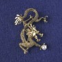 Brosche-Anhänger Drache, weiße Perle, goldfarbenes Metall 53×43 mm +