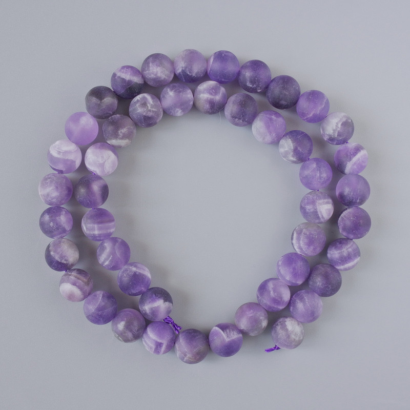 Matte Amethyst-Perlen aus natürlichem Stein, glatte Kugeln, Durchmesser 8,5 mm, Länge ca. 37 cm, auf Schnur