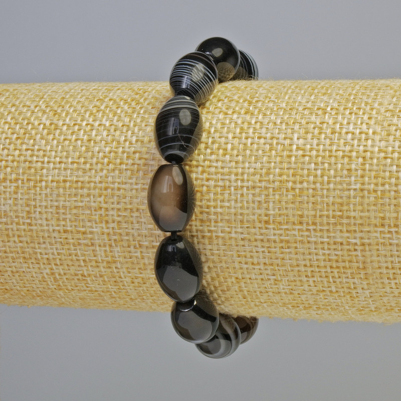 Armband aus schwarzem Achat, oval geformte Perlen, Durchmesser 10 × 14 mm ± (Stretch), Länge 18 cm+