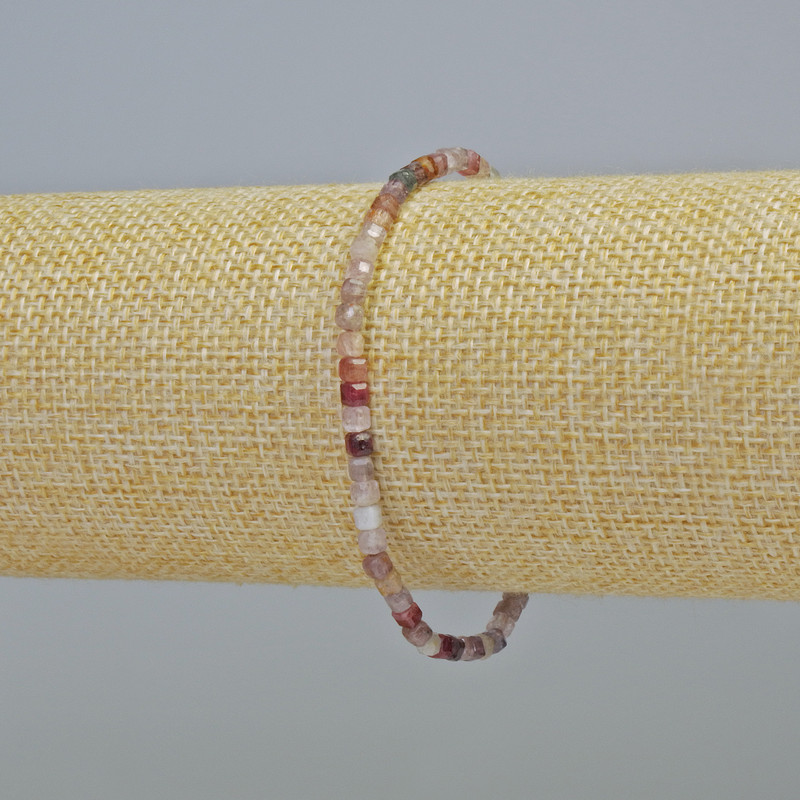 Armband Turmalin Naturstein, facettierte Würfelperlen Ø ca. 3 mm, Länge ca. 18 cm, Stretch