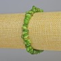 Armband aus grün getöntem Perlmutt, feine Perlmuttstücke, Durchmesser 7 x 2,5 mm ± (Stretcharmband), Länge 18 cm+