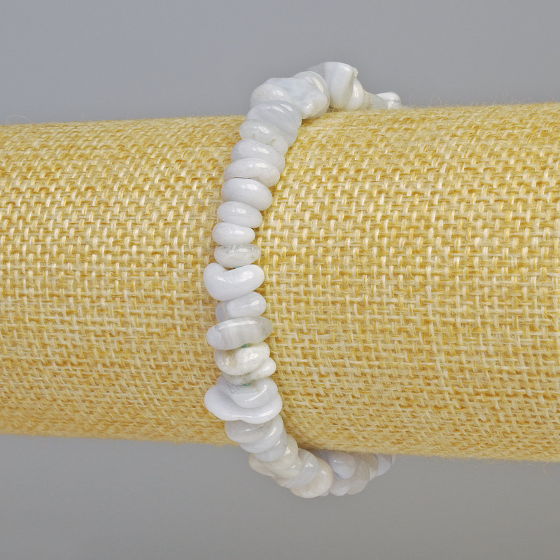 Armband aus blauem Achat, Naturstein-Chips, Durchmesser 8×3 mm ± (Stretch), Länge 18 cm+