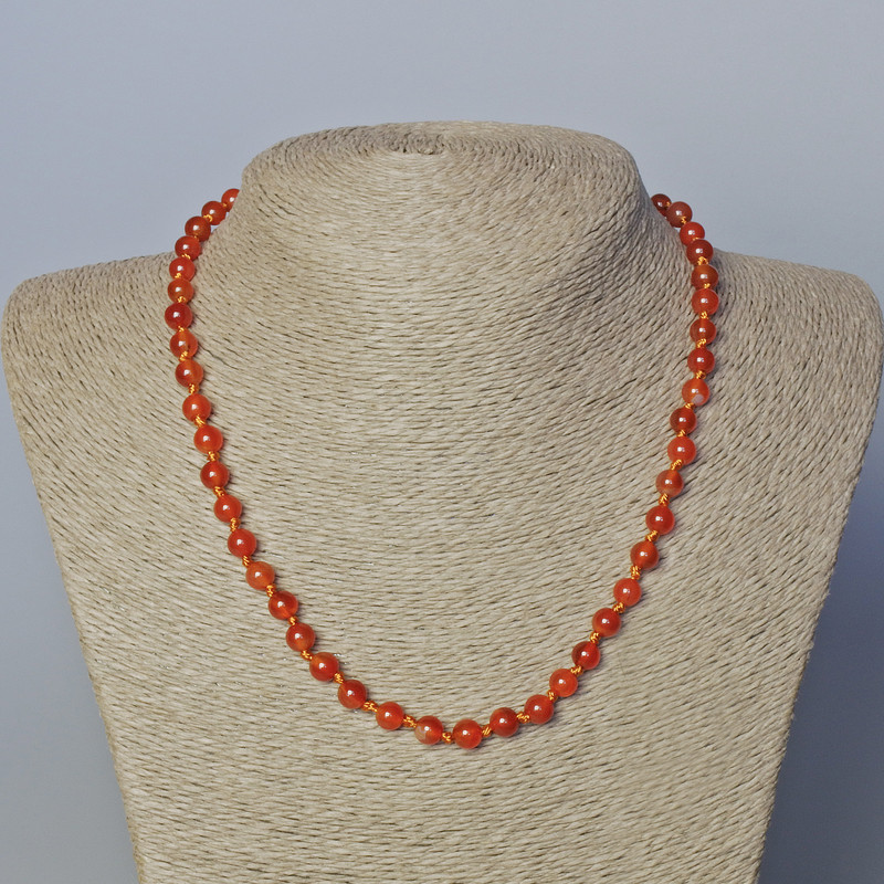 Kette aus Karneol, natürlicher Stein, glatte Kugeln, Durchmesser ca. 6 mm, Länge 45–47 cm