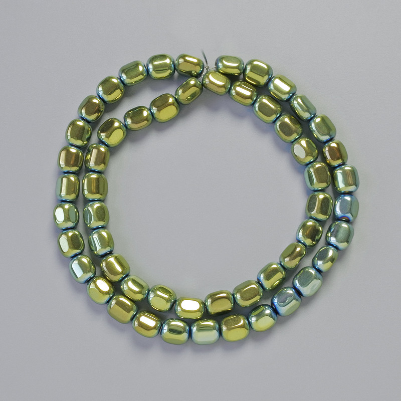 Hämatit-Perlen oval, grün-chamäleonfarbene, Durchmesser ca. 7×7 mm, Länge ca. 40 cm, Strang