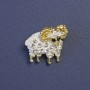Brosche 'Schaf' mit weißer Emaille, goldfarbenes Metall, 20 × 20 mm
