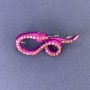 Brosche mit Anhänger Schlange, rosa Emaille, Regenbogen-Strasssteine, silberfarbenes Metall, 44×20 mm +