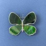 Brosche Schmetterling mit regenbogenfarbenen Strasssteinen, grünem Perlmutt, silberfarbenem Metall, Durchmesser ca. 44 mm, Länge ca. 38 mm