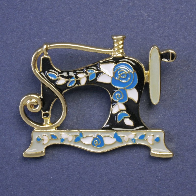 Brosche Nähmaschine – goldfarbenes Emaille, 30×38 mm