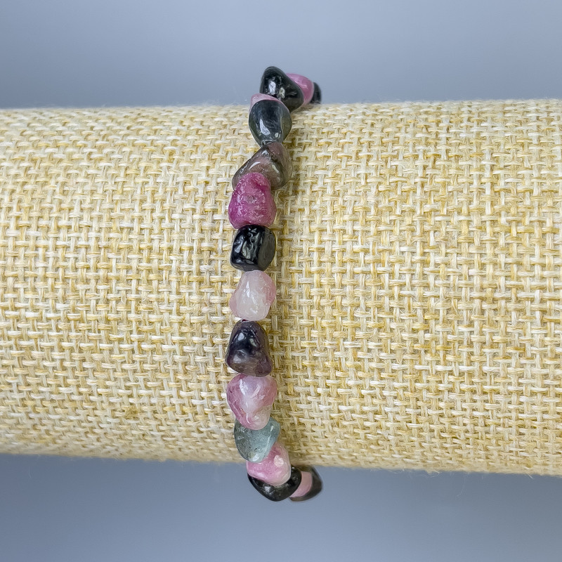Armband Turmalin, trommelgeschliffene Kugeln, Durchmesser 6–8×6 mm, Länge ca. 18 cm, Stretcharmband