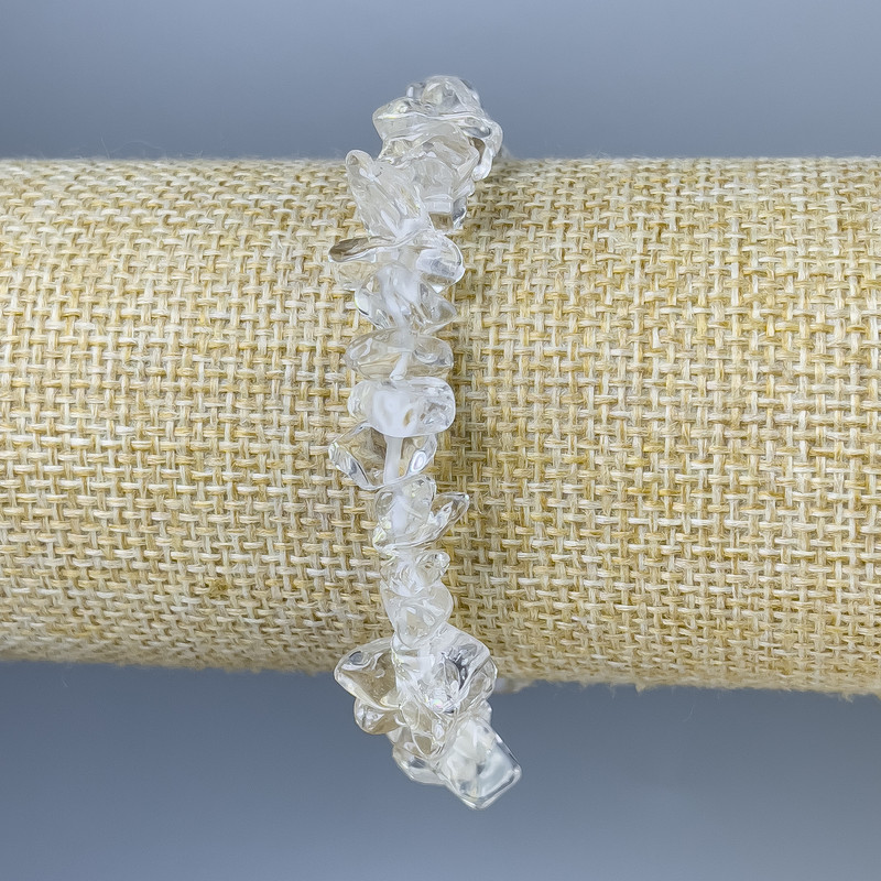 Armband Bergkristall-Krümel, Durchmesser 8–11×5 mm ±, Länge ca. 18 cm ±, Stretch