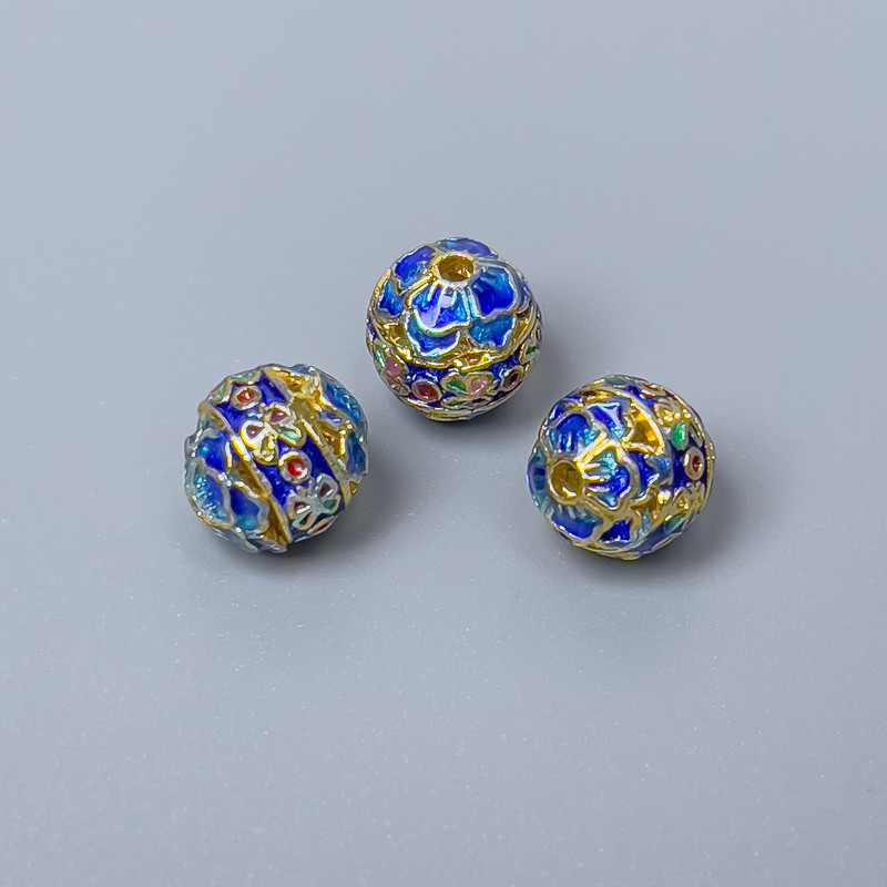 Cloisonsperle blau emailliert, Durchmesser 8 mm ± Lochdurchmesser 1,5 mm, goldfarbener Metall, 1 Stück