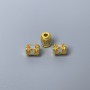Cloisone-Perle zylindrische Form, grün-rote Emaille, Durchmesser ca. 5×6 mm, Lochdurchmesser ca. 1,5 mm, goldfarbenes Metall, 1 Stück
