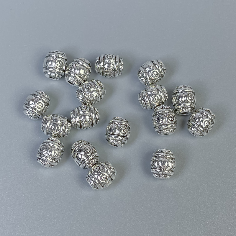 Silberfarbener Perleinsatz aus Metall, Durchmesser 6×7 mm, Lochdurchmesser ca. 1 mm, Verpackung 20 g (~26 Stück)