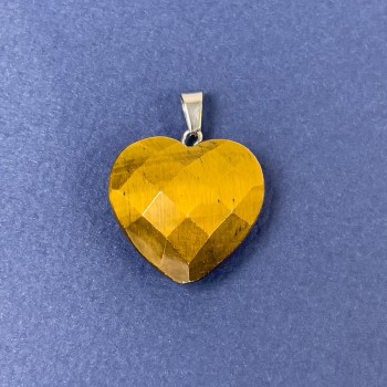 Anhänger Herz aus Tigerauge, naturfacettierter Stein, 20×20×8×25 mm+
