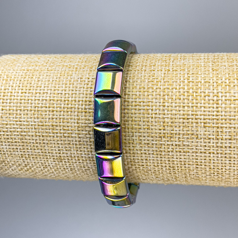 Hämatit-Armband in Regenbogenfarben, quadratische Form