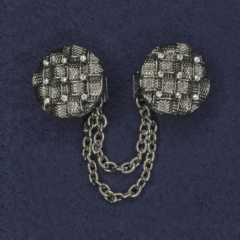 Brosche für Cardigans, weiße Strasssteine, silberfarbenes Metall, Durchmesser ca. 20 mm, Kette Länge ca. 9 cm
