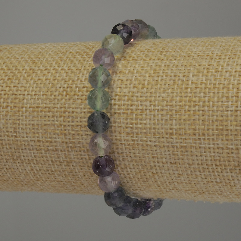 Fluorit-Armband mit facettierten Kugeln, Durchmesser ca. 6 mm, Länge ca. 18 cm, Stretch-Armband