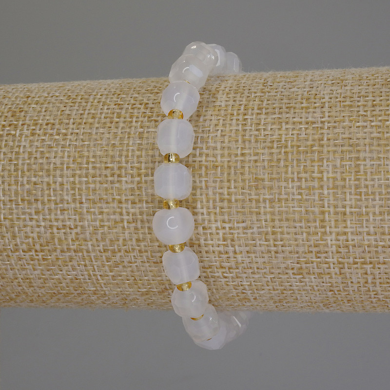 Armband aus weißem Quarz, facettierter Würfel
