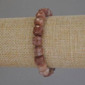 Armband aus Selenit und Sonnenstein, facettierte Würfel, Durchmesser ca. 9 mm, Länge 18 cm Stretch-Armband