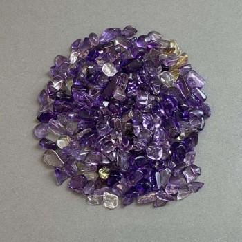 Amethyst-Chip ohne Bohrung 5–11×5–6 mm ± (pro 100 g±)