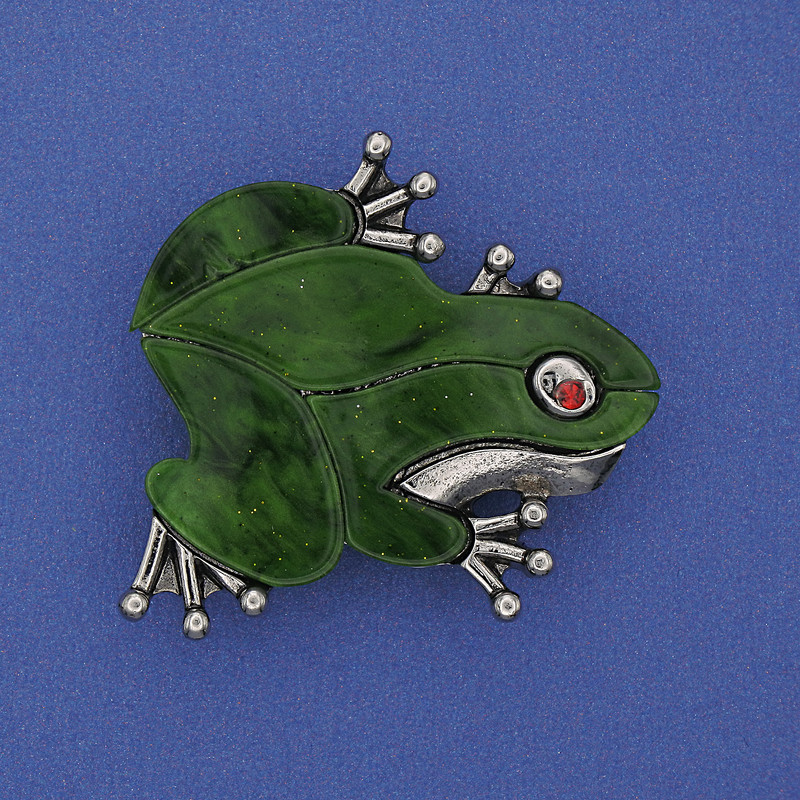 Brosche-Anhänger Frosch mit Perlmutt, grün, Strasssteine, silberfarbenes Metall, 35x34 mm+