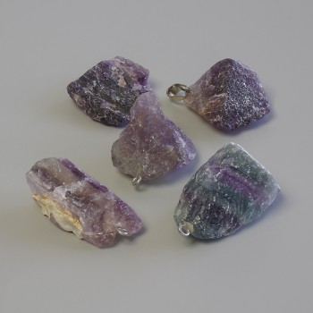 Anhänger Fluorit, Naturstein, unbehandelt, Durchmesser ca. 37–50 × 18–33 mm, assortierte Größen