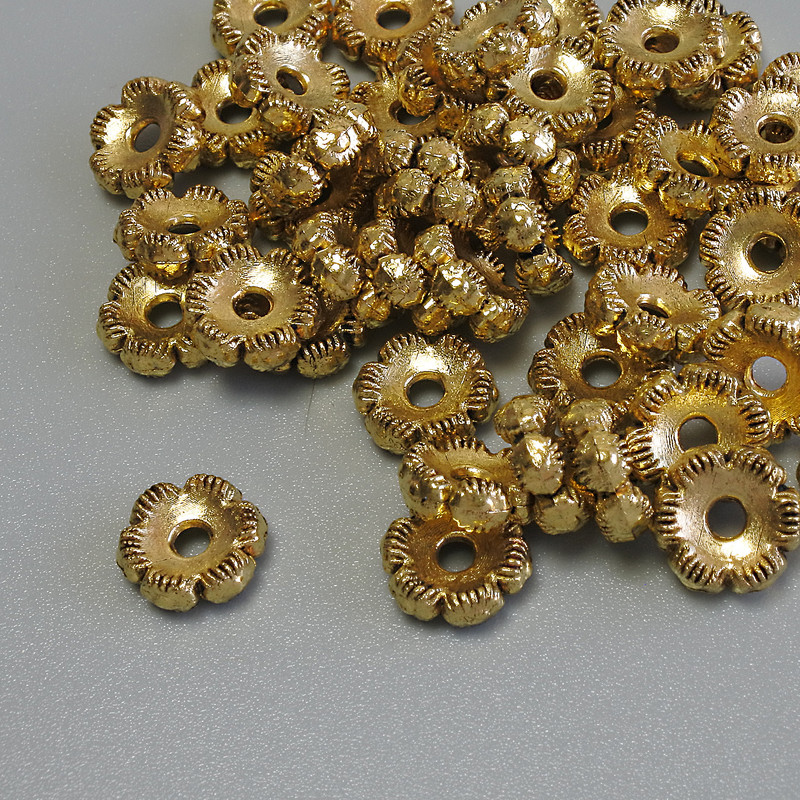 Goldfarbene Einlageperle aus Metall, Durchmesser 7×3 mm, Loch Ø ca. 1,9 mm, Verpackung 20 g (ca. 44 Stück)