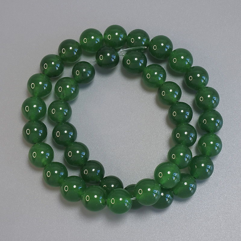 Chrysopras-Perlen, glatte Kugeln, Durchmesser ca. 10 mm, Länge ca. 38 cm, auf Faden