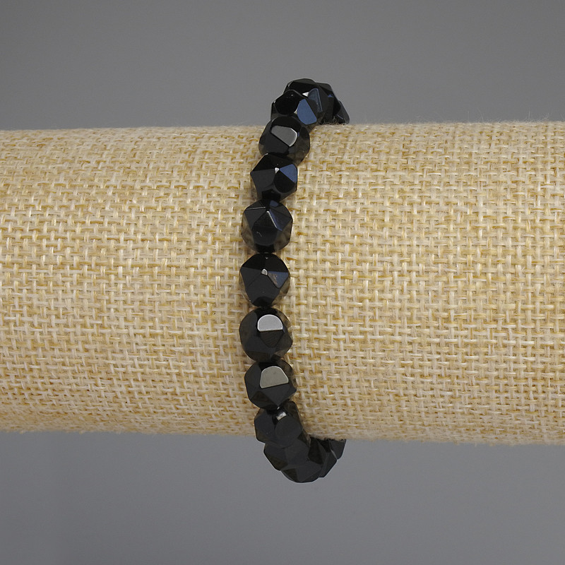 Armband aus schwarzem Onyx, facettiert, Durchmesser ca. 8×7 mm, Länge ca. 18 mm, Stretchband