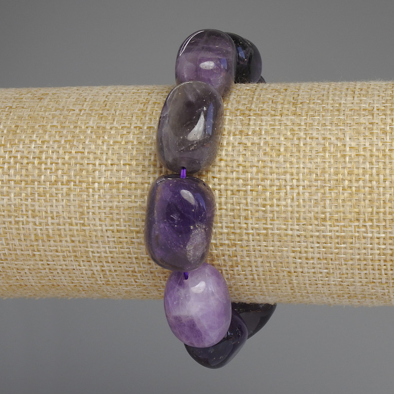 Amethyst-Armband, polierte Trommelsteine, Durchmesser 20 × 14 mm ±, Länge 18 cm ±, Elastikarmband mit natürlichen Unregelmäßigkeiten