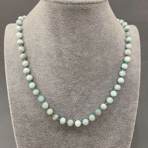 Halskette aus natürlichem Larimar, glatte Kugel, Durchmesser ca. 6 mm, Länge ca. 45 cm, mit Verschluss