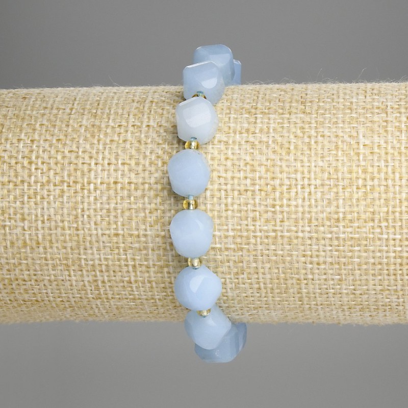 Armband aus facettierten Aquamarin-Rhombus-Perlen, Durchmesser ca. 10 × 9 mm, Glasperlen 3 mm ±, Länge ca. 18 cm ±, Stretcharmband