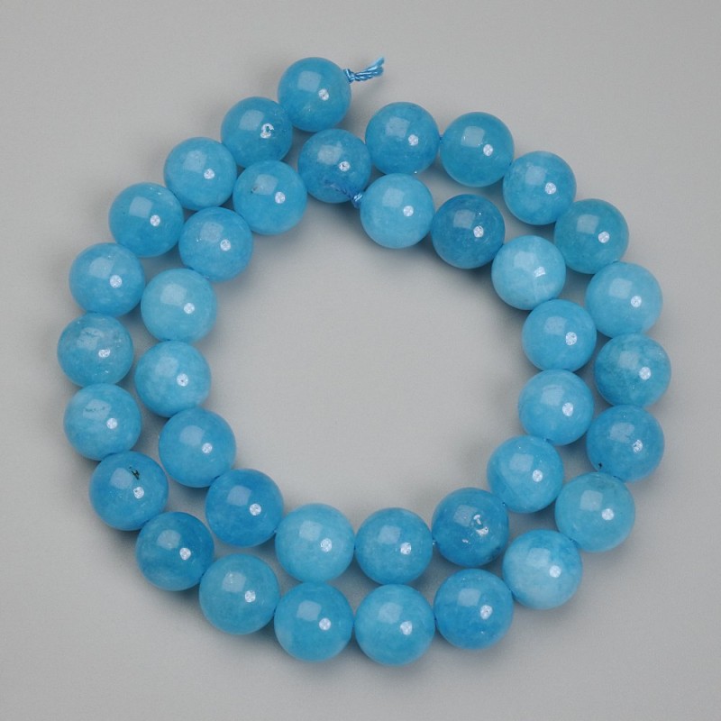 Aquamarin-Perlen, glatte Kugeln, Durchmesser 10,5 mm, Länge 38 cm, auf einer Schnur