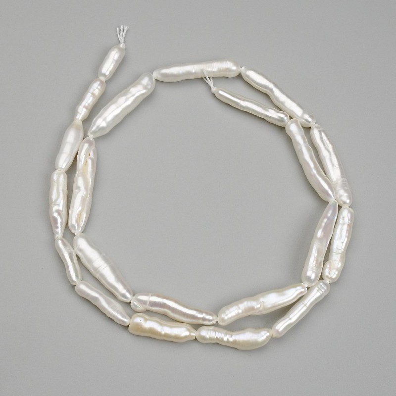 Barockperlen mit Farbton „Benzin“, 22-21, 5×4–5 mm, +/- Länge ca. 39 cm