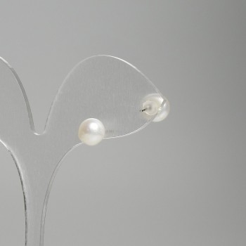 Ohrstecker mit Süßwasserperlen, Ø 6 mm+