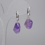 Ohrringe mit geschliffenem Amethyst – Größen 11–15 × 9–14 mm ± (Größenvariation), Länge ca. 32 mm+