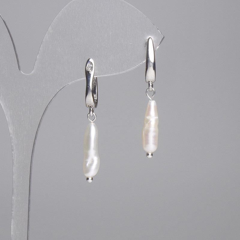 Ohrringe aus Barockperlen, 15×5 mm ±, Länge ca. 30 mm ± (in assortierter Größe)