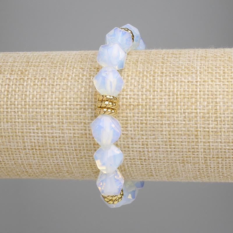 Armband Mondstein (Opalit) — facettierte Steine, Durchmesser 11×10 mm +/-, mit Metall-Einlagen, Länge 18 cm +/- Stretch