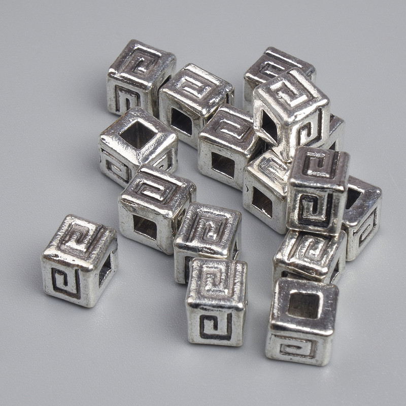 Silberfarbene Perleinsatz aus Metall, Durchmesser 6,5×6,5 mm, Loch Ø ca. 3 mm, Verpackung ca. 16 Stück