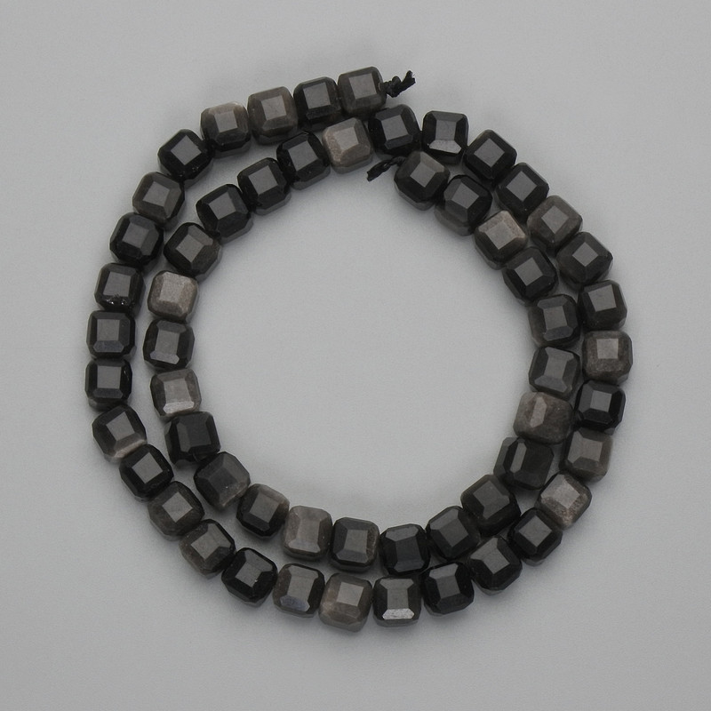 Perlen aus silberglänzendem Obsidian, facettierte Würfel 7×7 mm, Länge ca. 37 cm – auf einer Schnur