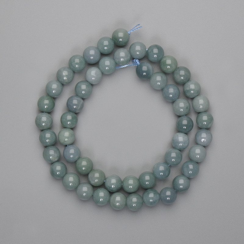 Jadeit-Perlen, glatte Kugeln 8 mm ±, Länge ca. 38 cm, auf Schnur